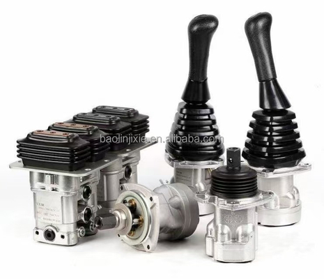 Construction Machinery Excavator Pilot Valve/Operating Valve for Kato Hd820-3 Part name Shipment Need to communicate